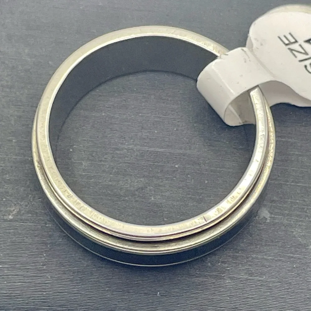 Men's Black Stainless Steel 8MM Two Tone Spinner Comfort Fit Band. Size 12
